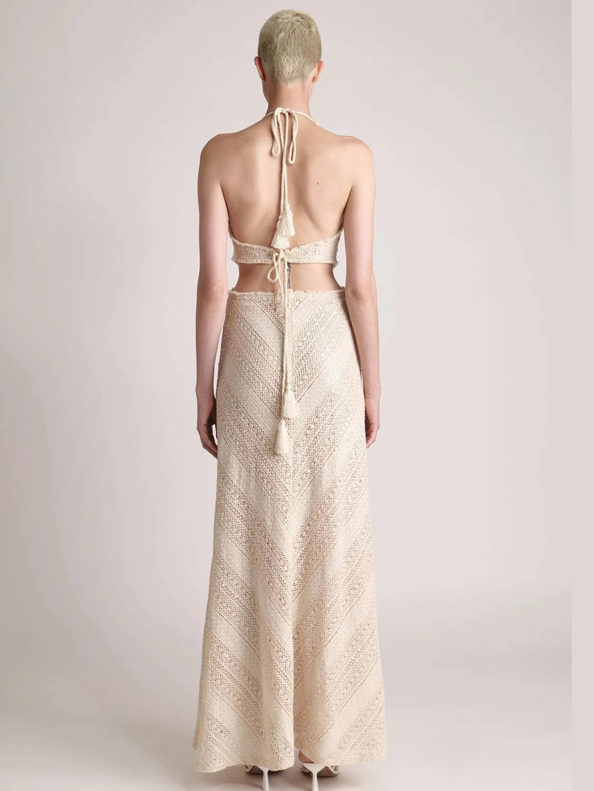 Long dress in lace and sequins Avena